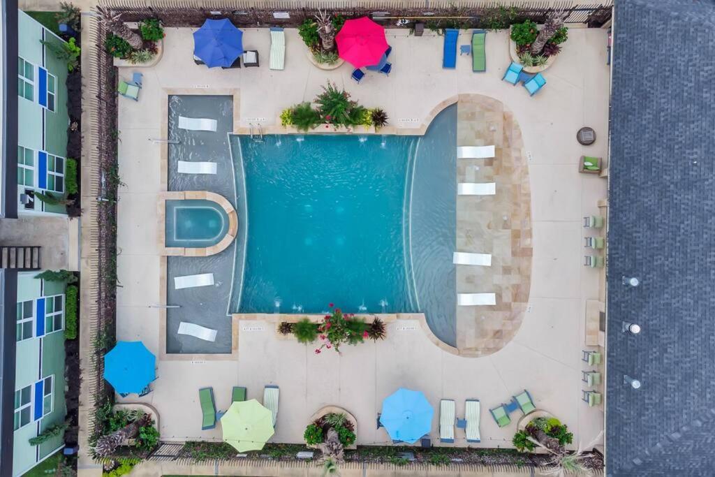 Luxury 2br 2b Wi-fi ,parking & Style Pool * Houston