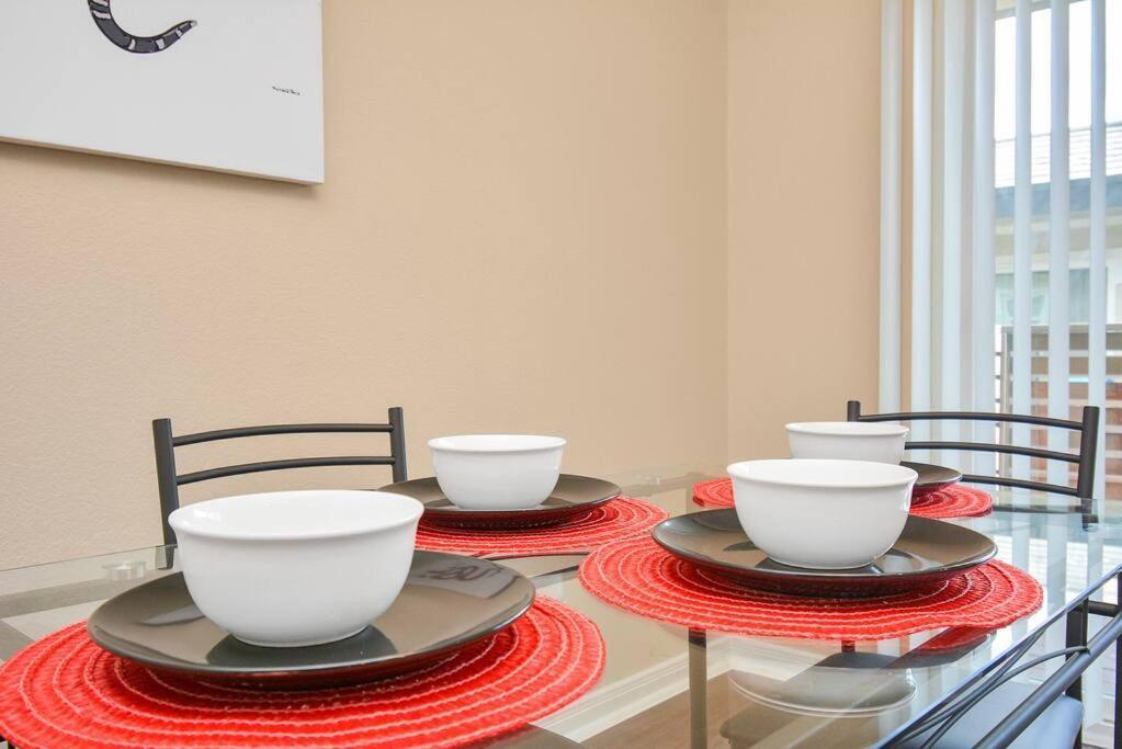 Luxury 2br 2b Wi-fi ,parking & Style Pool Houston